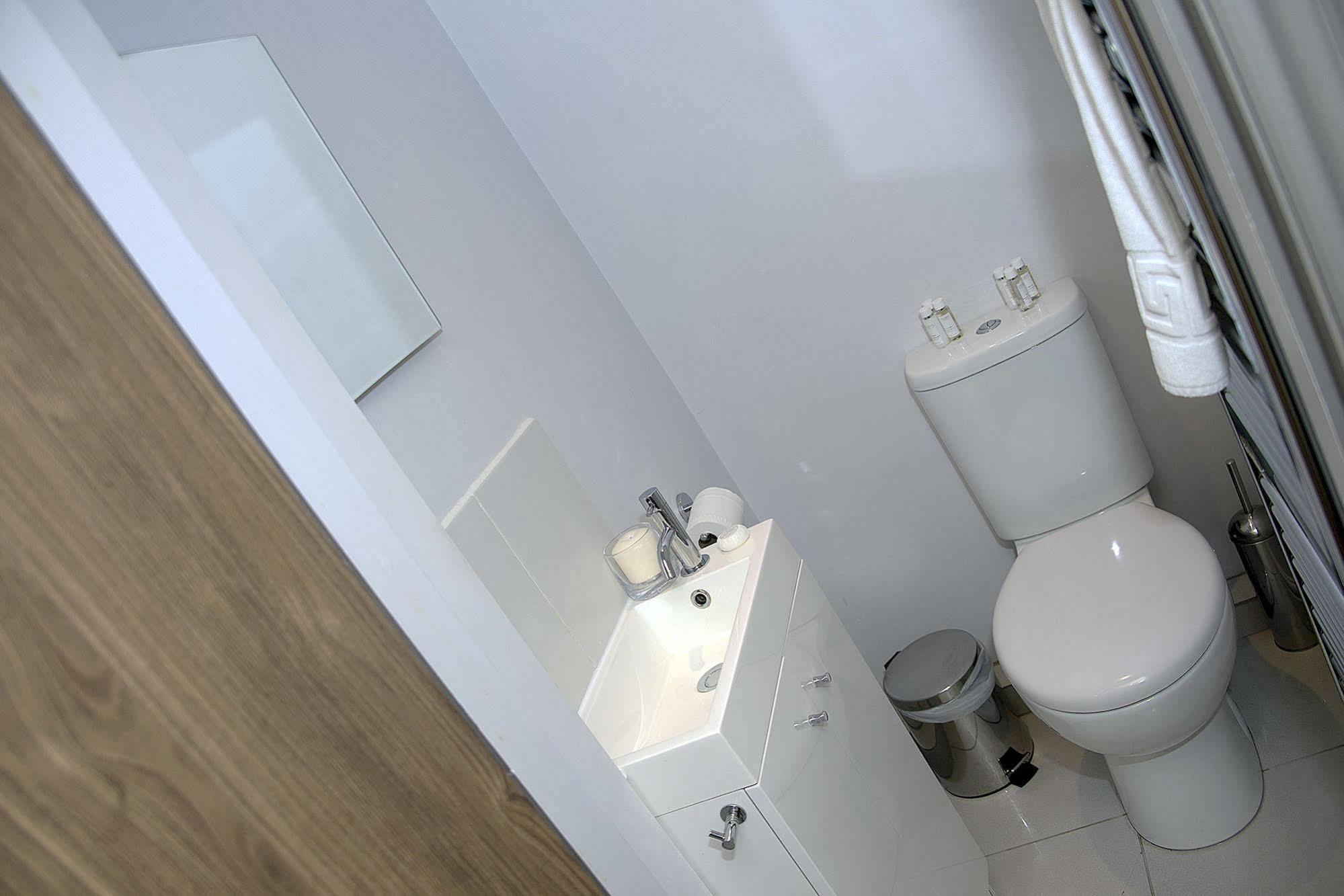 เบส เซอร์วิซ อพาร์ตเมนต์ ซิตี้โร้ด Apartment เชสเตอร์ ภายนอก รูปภาพ