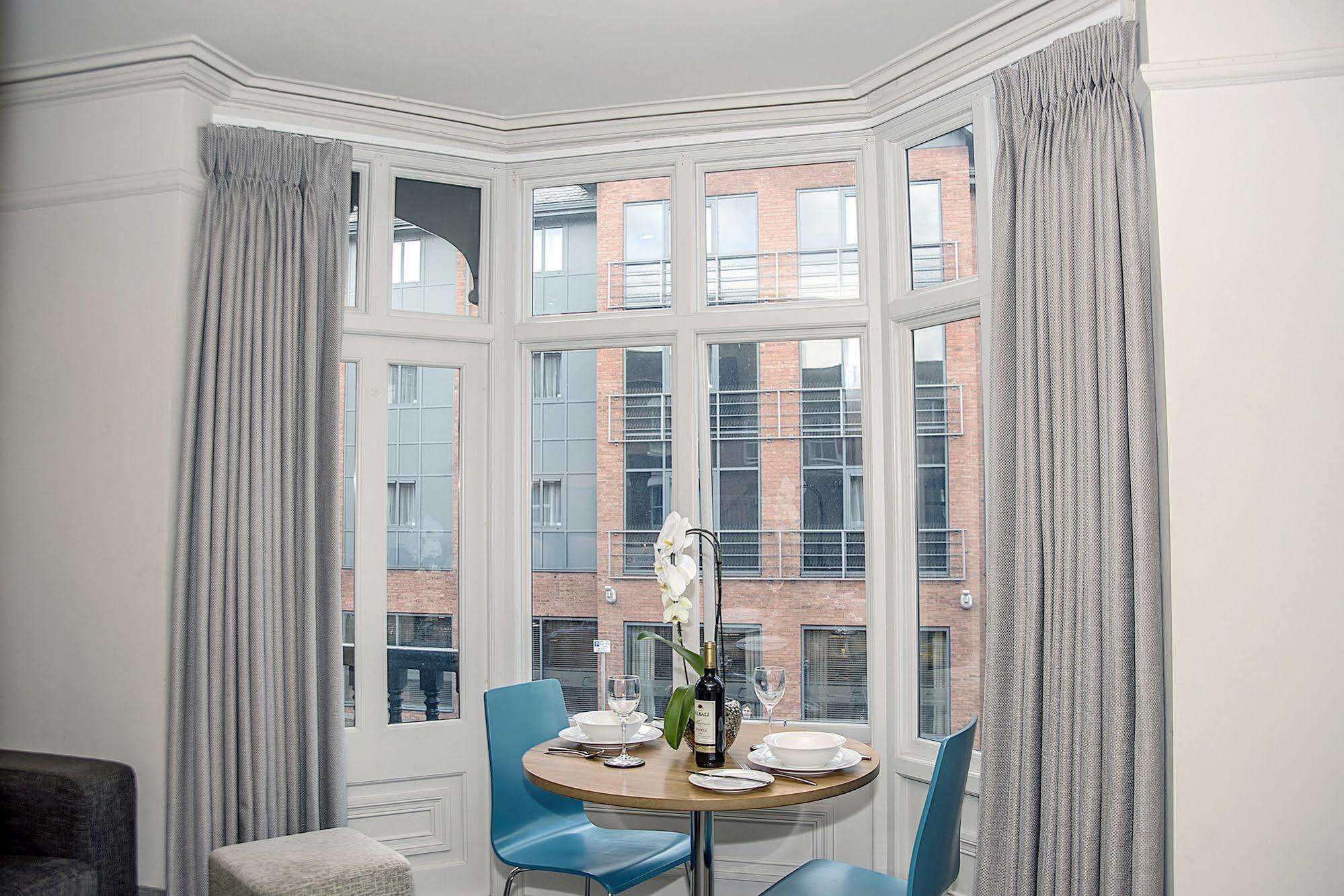 เบส เซอร์วิซ อพาร์ตเมนต์ ซิตี้โร้ด Apartment เชสเตอร์ ภายนอก รูปภาพ