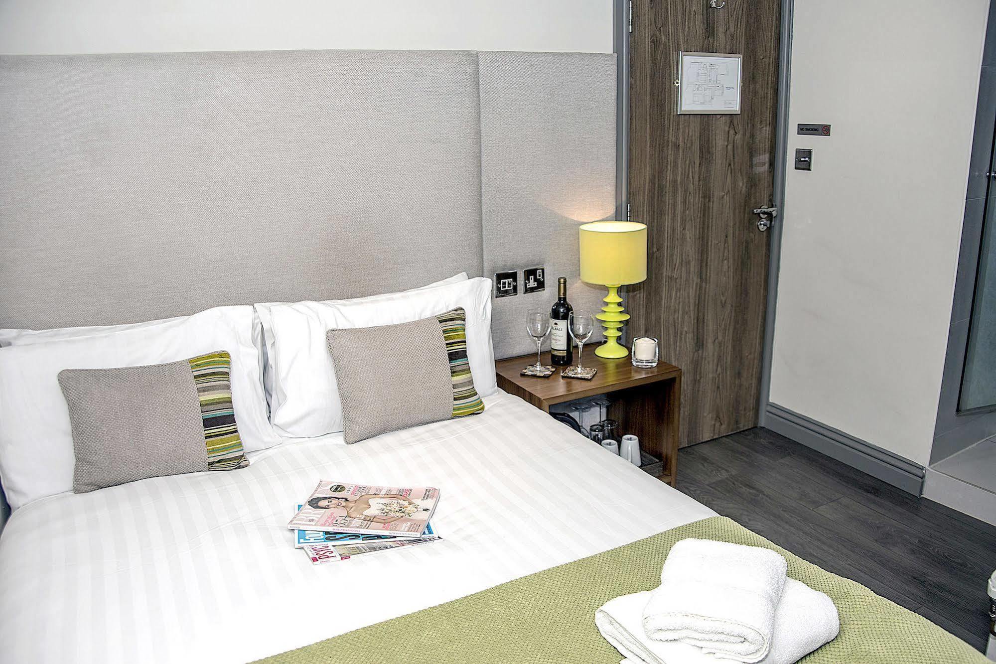 เบส เซอร์วิซ อพาร์ตเมนต์ ซิตี้โร้ด Apartment เชสเตอร์ ภายนอก รูปภาพ