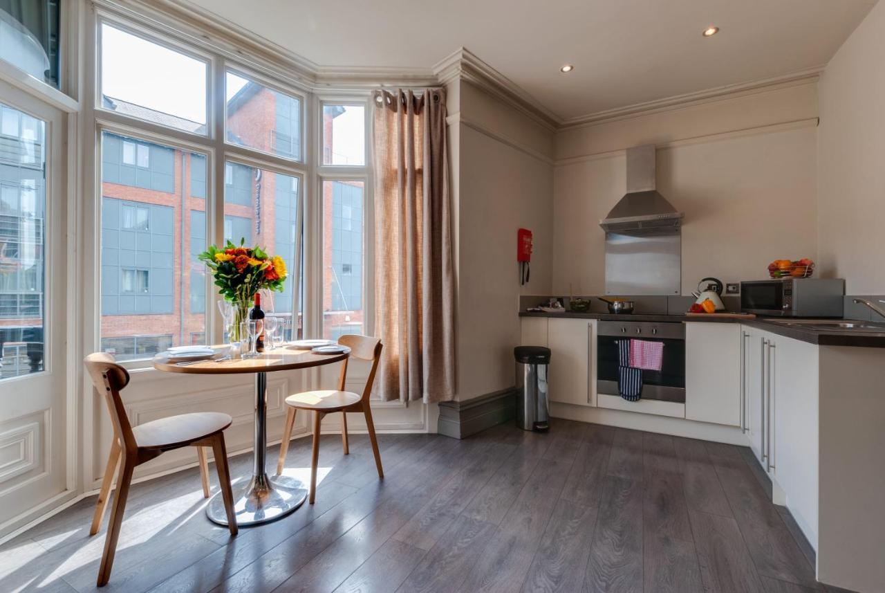 เบส เซอร์วิซ อพาร์ตเมนต์ ซิตี้โร้ด Apartment เชสเตอร์ ภายนอก รูปภาพ