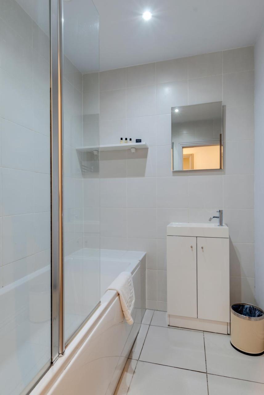 เบส เซอร์วิซ อพาร์ตเมนต์ ซิตี้โร้ด Apartment เชสเตอร์ ภายนอก รูปภาพ