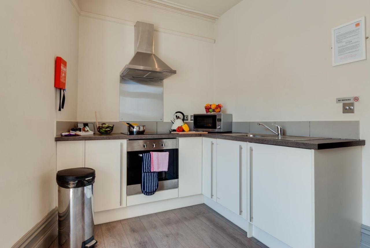เบส เซอร์วิซ อพาร์ตเมนต์ ซิตี้โร้ด Apartment เชสเตอร์ ภายนอก รูปภาพ