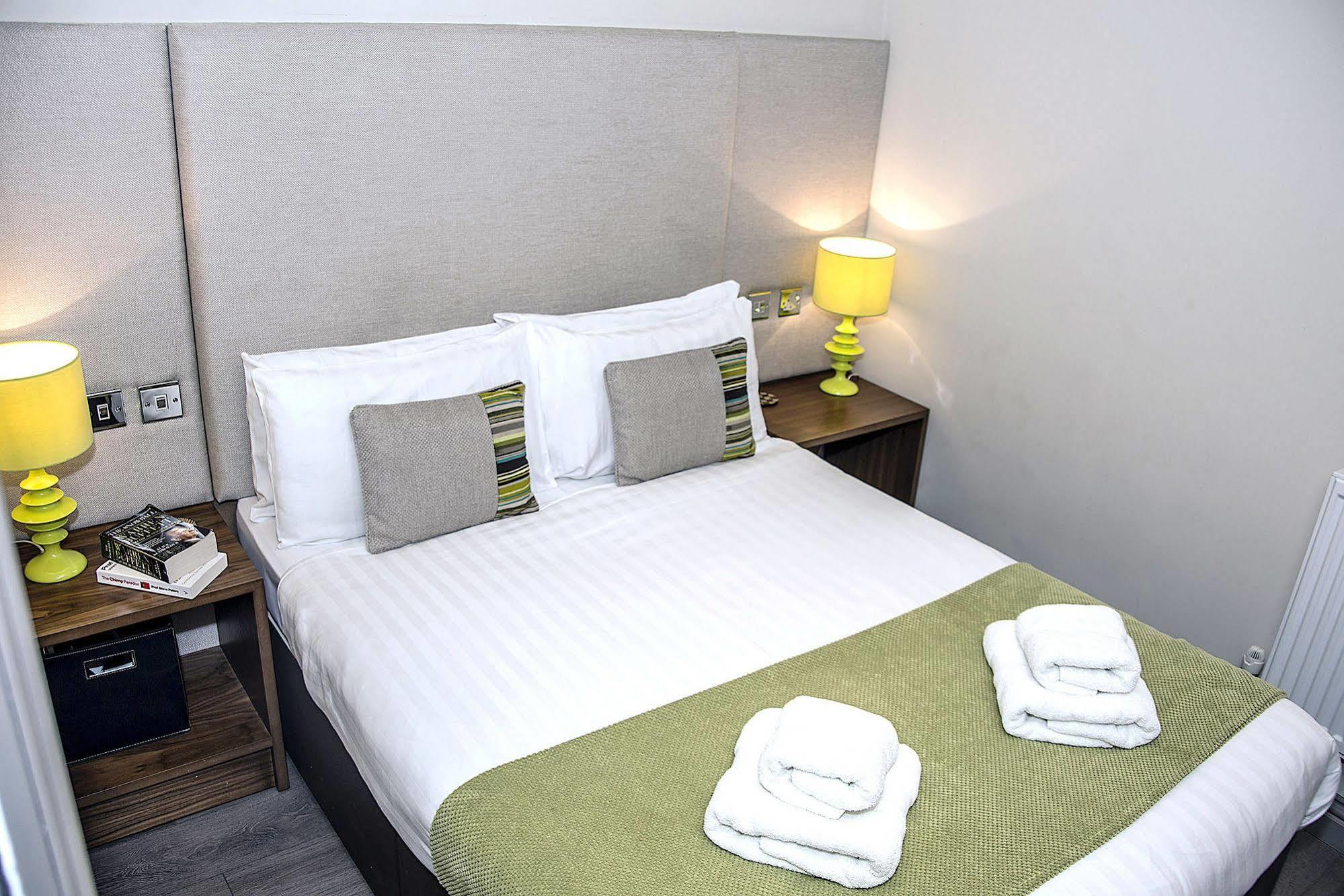 เบส เซอร์วิซ อพาร์ตเมนต์ ซิตี้โร้ด Apartment เชสเตอร์ ภายนอก รูปภาพ